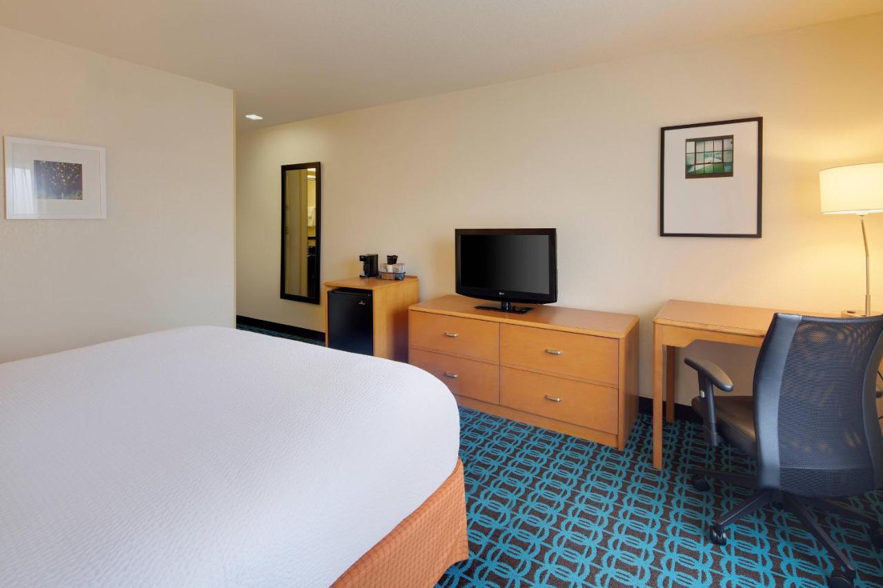 Fairfield Inn & Suites Indianapolis Airport Exteriör bild
