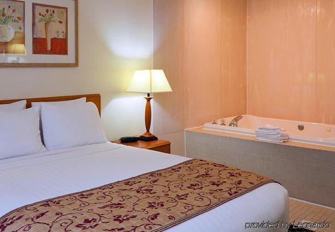 Fairfield Inn & Suites Indianapolis Airport Exteriör bild